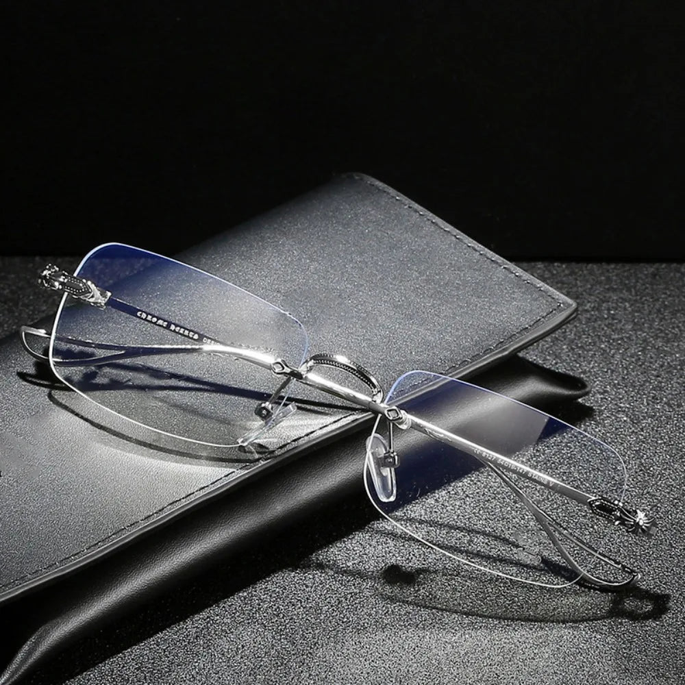 The Auravelle Frames