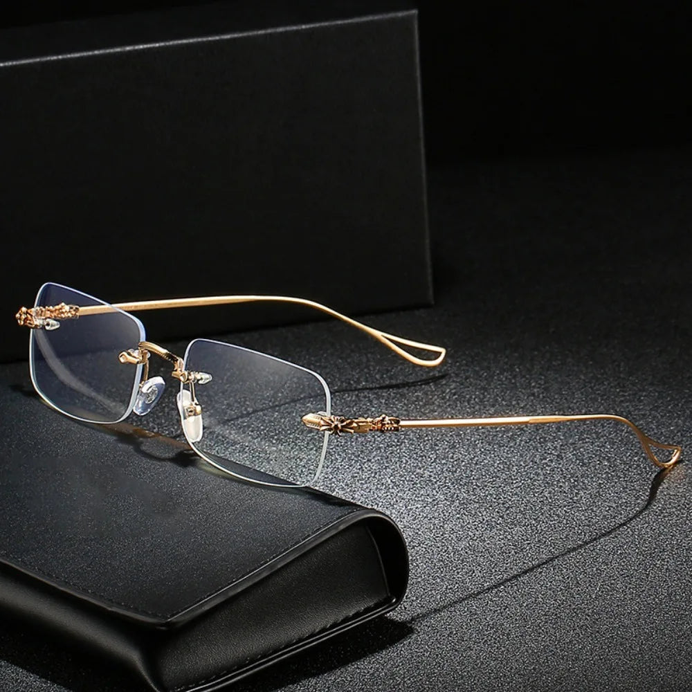 The Auravelle Frames